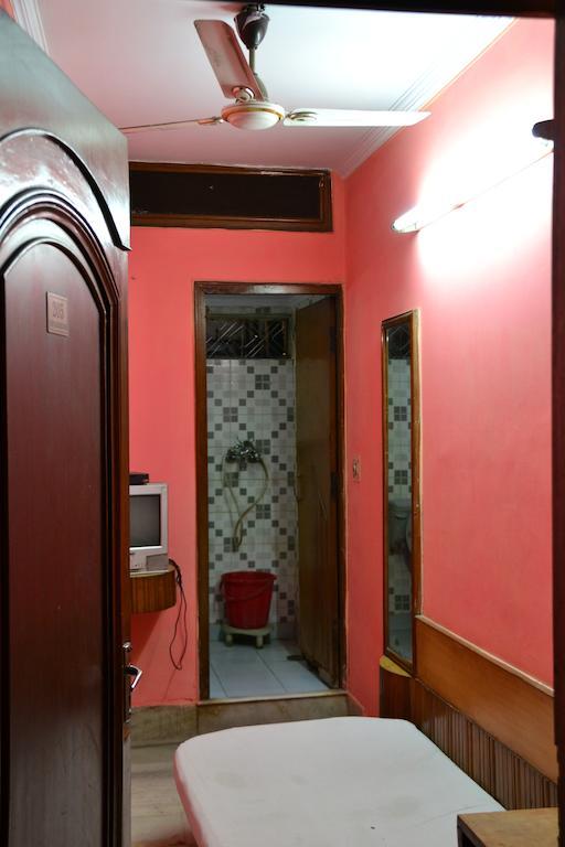 Yes Please Guest House Neu-Delhi Zimmer foto